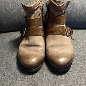 Miz Mooz - Spencer Leather Buckle Ankle Boots, 38 (7.5-8) wide in light brown.